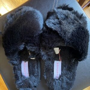 Rampage Black Furry Slippers